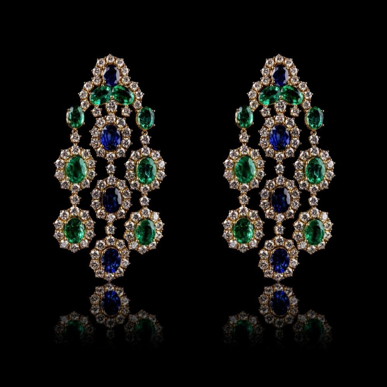 Gold Earrings with emeralds, sapphires, pavé diamonds